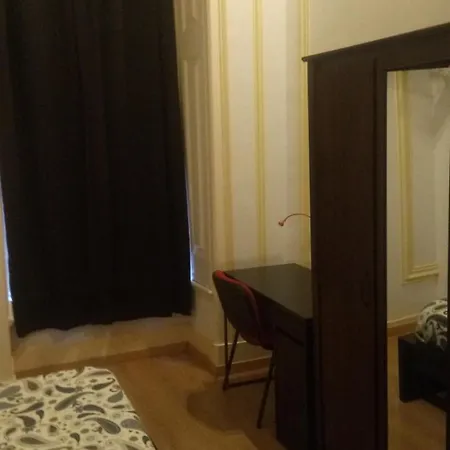 Diamond Economy Hostel